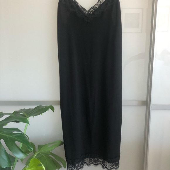 Maxi Lace Trim Dress - Picture 5 of 5